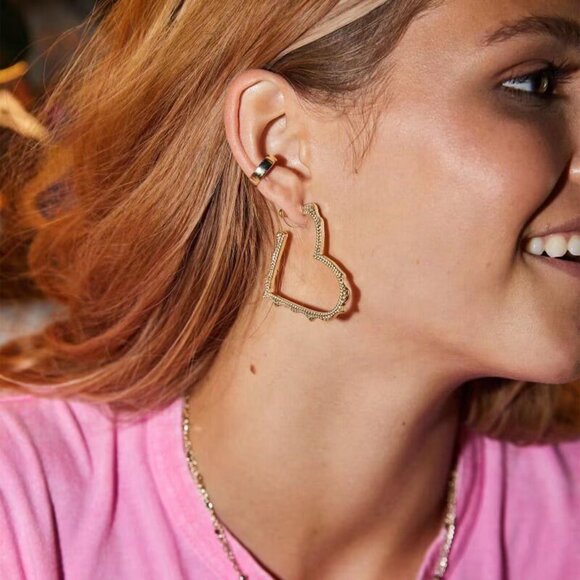 Kendra Scott Stud Earrings - Picture 1 of 6